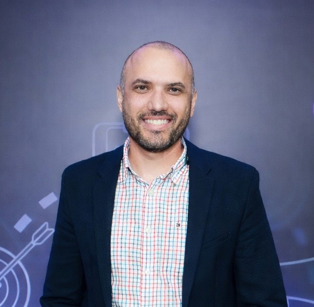 Anderson Halcsik, Founder and Managing Director of Halcsik Advisory